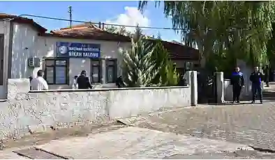 Belediye başkanı tutuklanmıştı; başkan vekili seçiminde AKP’liler yarıştı