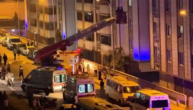 Bilecik’te bir binada yangın: 9 kişi hastaneye kaldırıldı