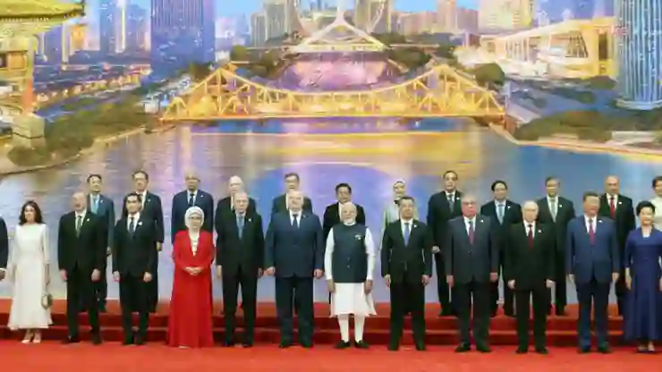 Cumhurbaşkanı Erdoğan, Çin Devlet Başkanı Şi’nin liderler onuruna verdiği yemeğe katıldı