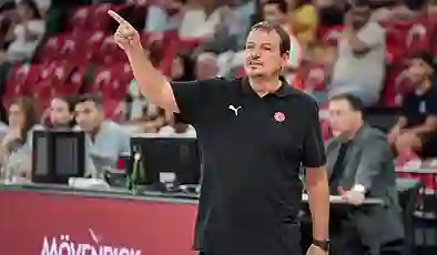Ergin Ataman’dan FIBA’ya tepki: “Bu mantaliteyi anlamak çok zor”