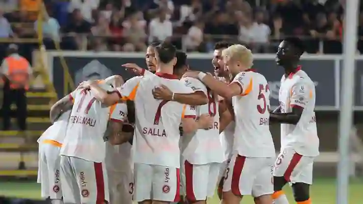 Galatasaray, Alanyaspor galibiyetiyle en iyi lig başlangıcını gerçekleştirdi