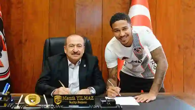 Gaziantep FK, Rob Nizet’i renklerine bağladı