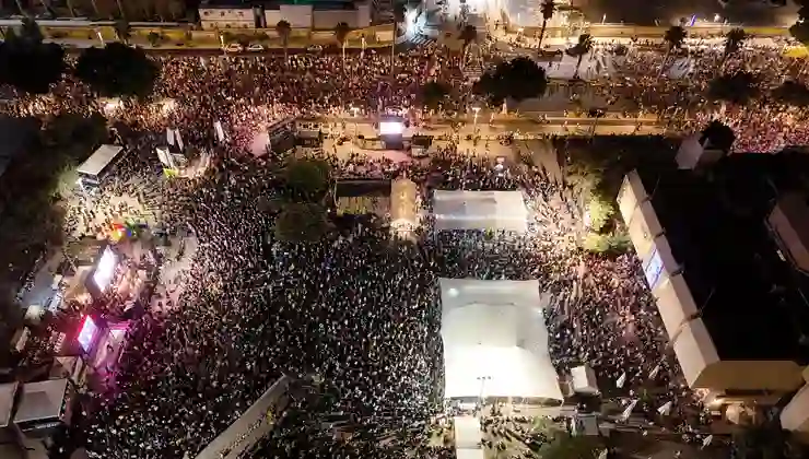 İsrail’de Gazze protestosu: Tel Aviv’de yüzlerce kişi toplandı