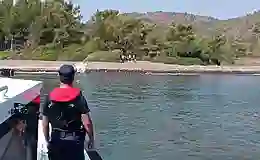 İzmir’de 56 düzensiz göçmen yakalandı