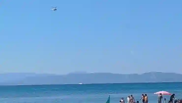 Kaçak göçmen botu, Sahil Güvenlik botuna çarptı: 5 ölü