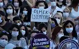 Kadın cinayetleri son bulmuyor: Özbekistan uyruklu kadın boğazı kesilerek öldürüldü