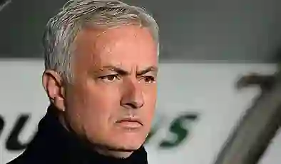 Karabağ’a yenilen Benfica’da Mourinho ile anlaşma sağlandı