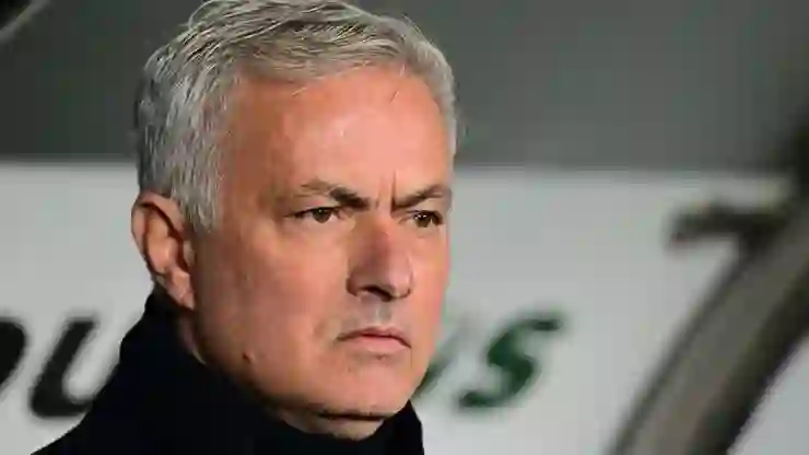 Karabağ’a yenilen Benfica’da Mourinho ile anlaşma sağlandı