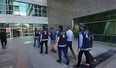 Mersin’de düzensiz göçmenler yakalandı