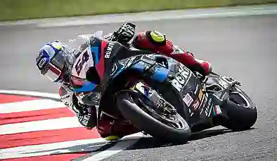 Milli motosikletçiler, Fransa ve Slovakya’da yarışacak