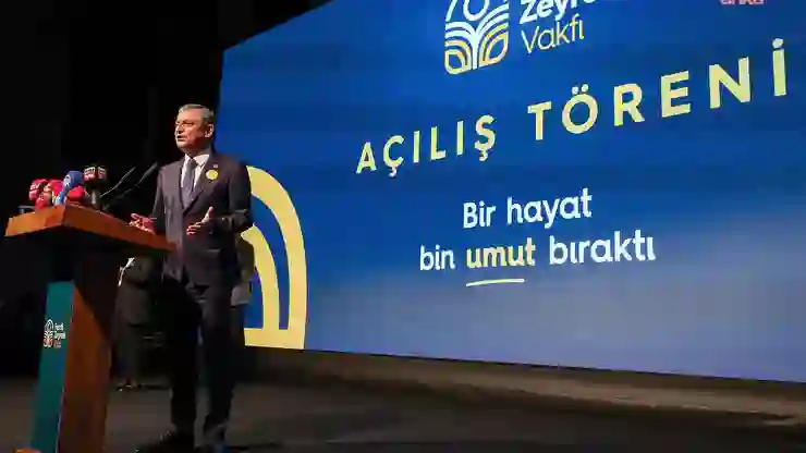 Özgür Özel: Ferdi Zeyrek Vakfı’na sahip çıkmak, iyiliğe sahip çıkmaktır