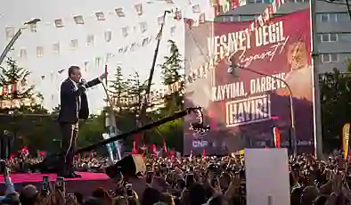 Özgür Özel: Kent uzlaşısı davası Türkiye için bir utançtır! “Barış” diyenler Kürtlerin belediyelere seçilmesini suç sayıyor!