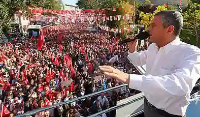 Özgür Özel’den ABD’ye uygulanan bazı ek gümrük vergileri kaldırılmasına tepki: Türk üretimine en büyük kazık!