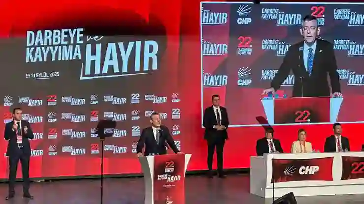 Özgür Özel’den Trump-Erdoğan görüşmesinden bir gün önce Filistin için eylem çağrısı