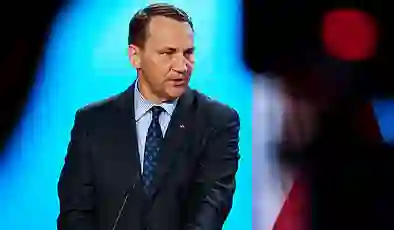 Polonya, hava sahasını ihlal eden Rus uçaklarını düşüreceğini duyurdu