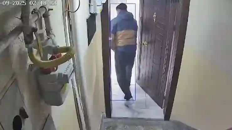 Sipariş götürdüğü kadının evine girmeye çalışan kurye serbest bırakıldı; ifadesi ortaya çıktı!