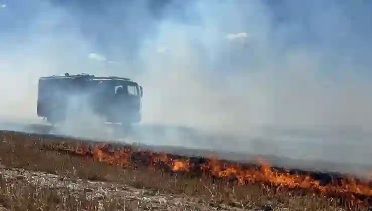 Tekirdağ’da 500 dönüm anız küle döndü