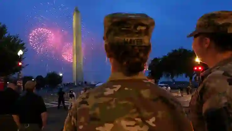 Yaza damga vurdular: ABD ve Çin’in askeri geçit törenleri karşılaştırıldı