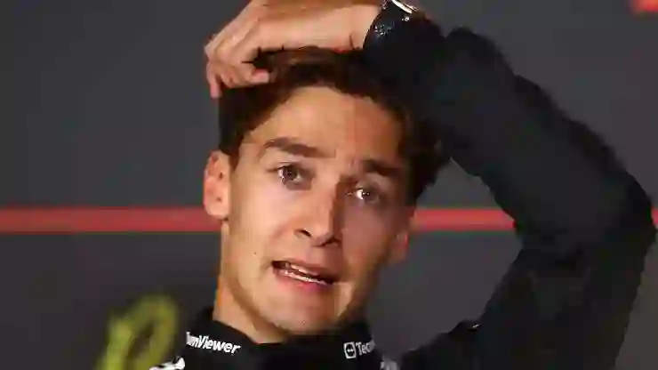 Formula 1 Singapur Grand Prix'sinde pole pozisyonu Russell'ın