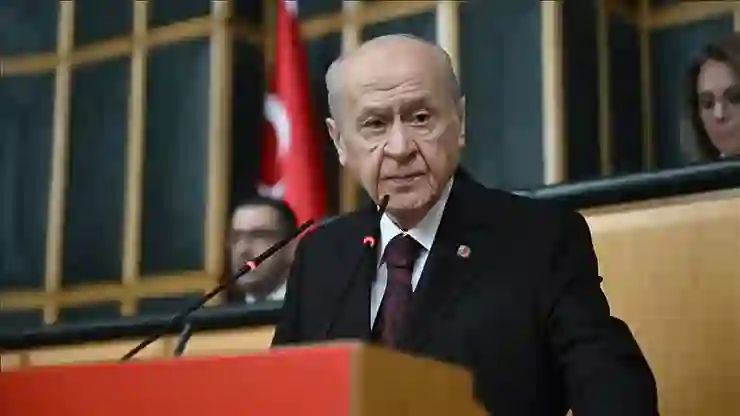 Bahçeli, Özgür Özel'i 'kıskançlıkla' suçladı, İBB operasyonları için iddianame çağrısı yaptı