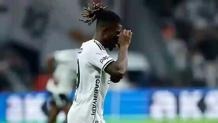 El Bilal Toure'nin dönüş tarihi belli oldu