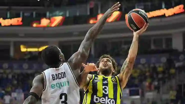 Fenerbahçe Beko, Dubai Basketbol'a 24 sayı farkla mağlup oldu