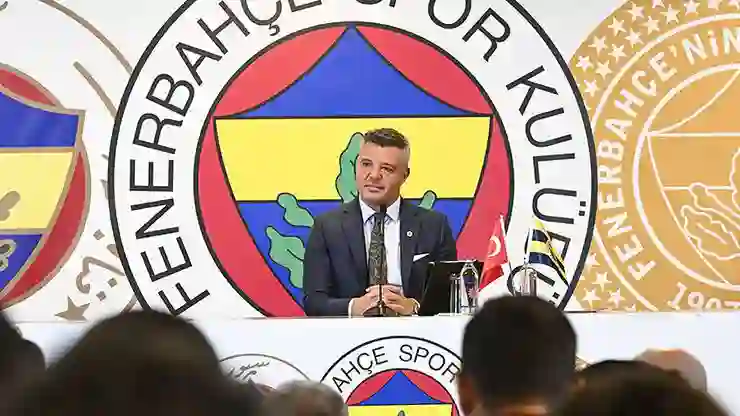 Sadettin Saran: Tedesco ve Devin Özek'le yola devam edeceğiz, Kerem Aktürkoğlu'nun sözleşmesinde sorun yok