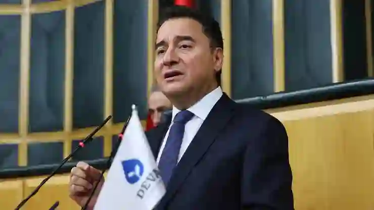 Ali Babacan: Dedikoduları üretenler önce şunu anlasın; biz bu ülkenin yönetiminin tümüne talibiz
