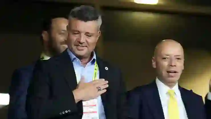 Fenerbahçe’de olağanüstü mali genel kurul kararı