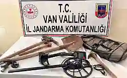 Van’da kaçak kazıya suçüstü: 6 gözaltı
