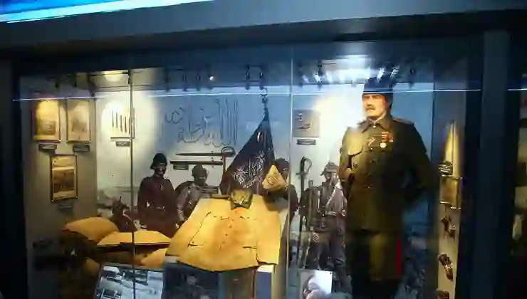 Çanakkale Savaşları Mobil Müzesi, Bakü’de ziyarete açıldı