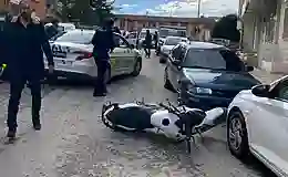 Dur ihtarına uymadı, 2 polis yaralandı