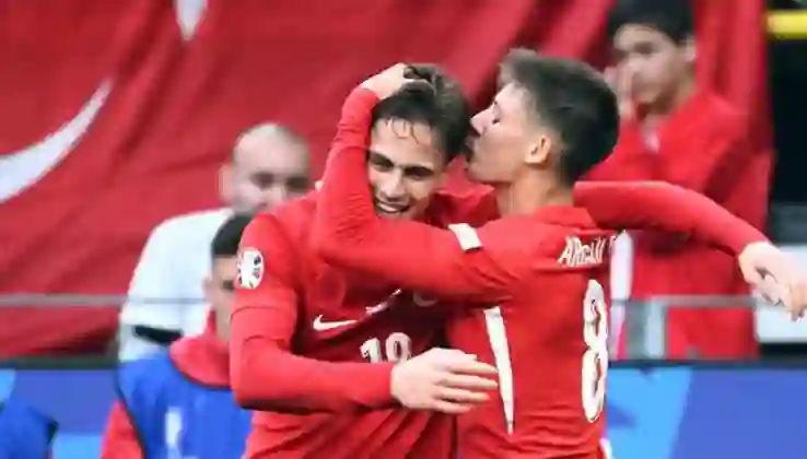 Arda Güler ve Kenan Yıldız, “Golden Boy”da finale yükseldi