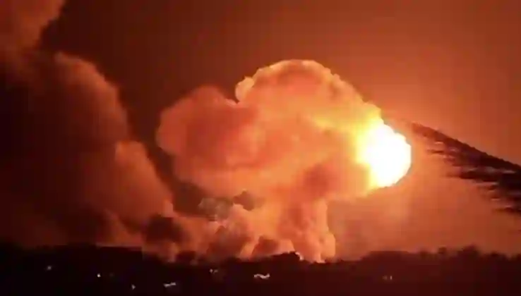 İsrail Lübnan’ın güneyini bombaladı