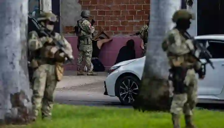 Meksika’da kartellerden polise pusu: 2 ölü