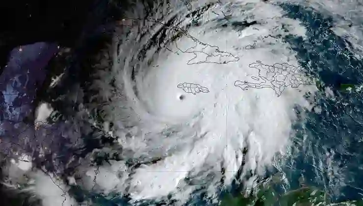 Yılın en güçlü kasırgası Jamaika’yı yerle bir etti