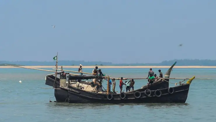 Umut yolunda facia: Yüzlerce kişi denizde kayboldu