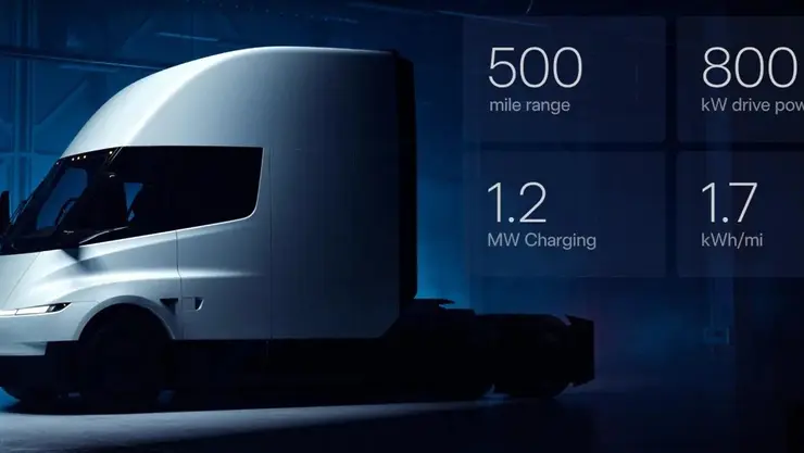 Tesla'nın elektrikli kamyonu Semi yenilendi: İşte değişiklikler