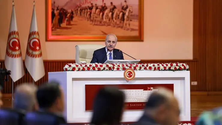 Kurtulmuş, “Siyasi partiler mutabakım olursa Öcalan’la görüşülür ama Meclis’e gelemez” dedi