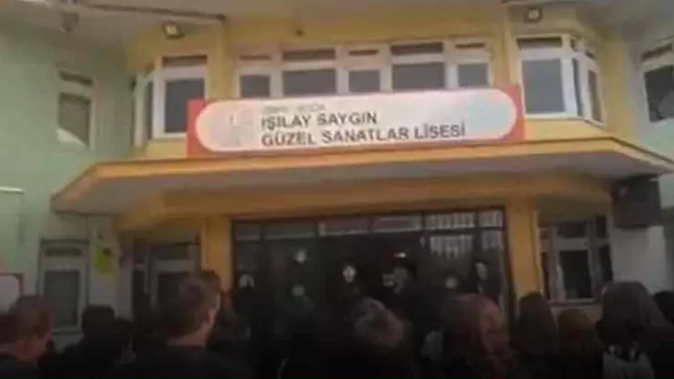 CHP: Andımız'ı okumak isteyen öğrencilerin engellenmesi büyük rezalettir