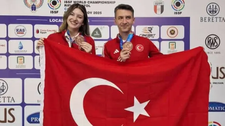 Milli atıcılar Damla Köse ile Mert Nalbant, dünya 3'üncüsü oldu