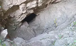 Amasya’da defineciler dağı resmen oymuş