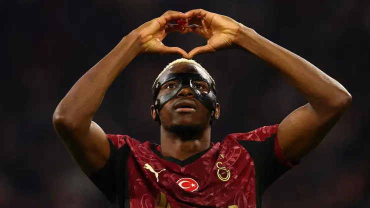 12 yıl sonra ilk kez: Osimhen, Galatasaray tarihine yine adını yazdırdı!