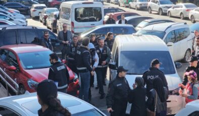 "Pos tefeciliği" iddiasıyla biri kuyumcu iki kişi tutuklandı