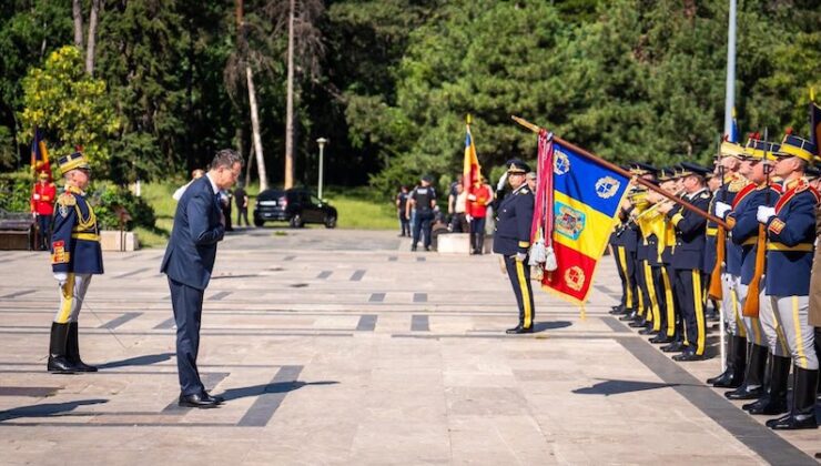 Romanya Savunma Bakanı sahte diploma nedeniyle istifa etti