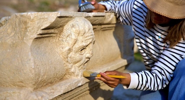 Kastabala'da beş mask bulundu: Biri filozof