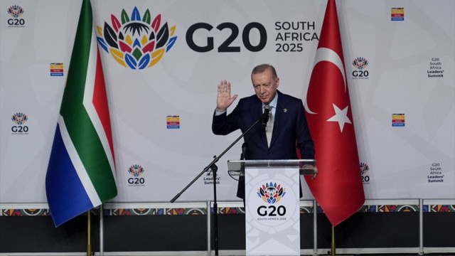 Cumhurbaşkanı Erdoğan: Yarın telefonla Putin'le görüşeceğiz