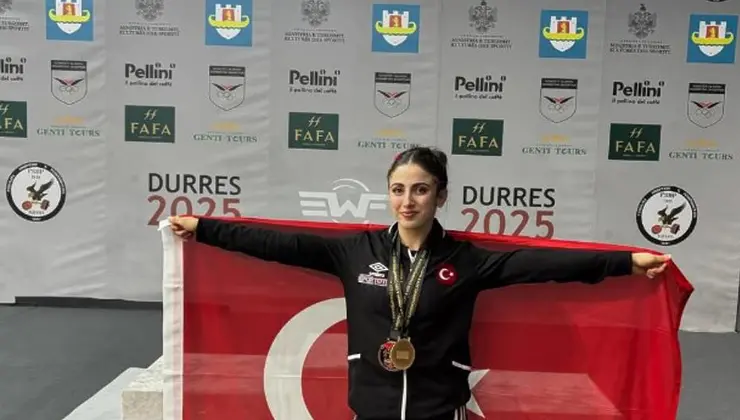 Riyad’da ilk altın madalya Gamze Altun’dan