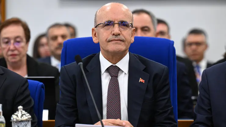 Şimşek: Yapılandırma yok, borç ödemede zorluk çeken Gelir İdaresi'ne başvursun