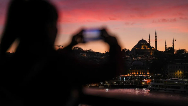 Türkiye ekim ayında 5,6 milyondan fazla yabancı ziyaretçiyi ağırladı